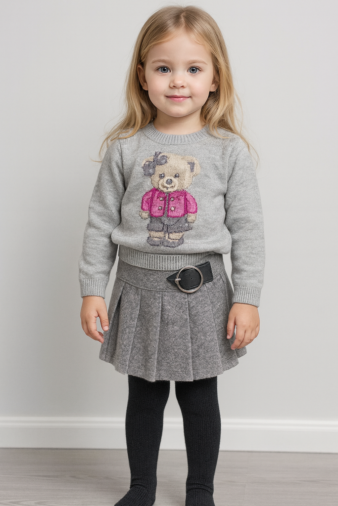 Completo bambina con pullover orsetto e gonna a pieghe