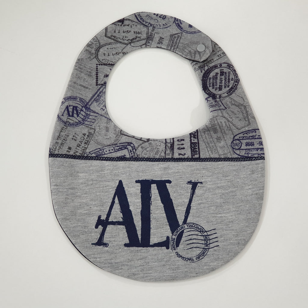 Bavetta neonato in felpa con stampa Alviero Martini